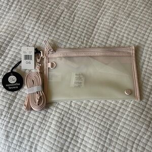 Samantha Brown Clear Crossbody Pouch in Light Pink